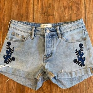 PacSun High Rise Denim Girlfriend Embroidered Shorts Women’s 22